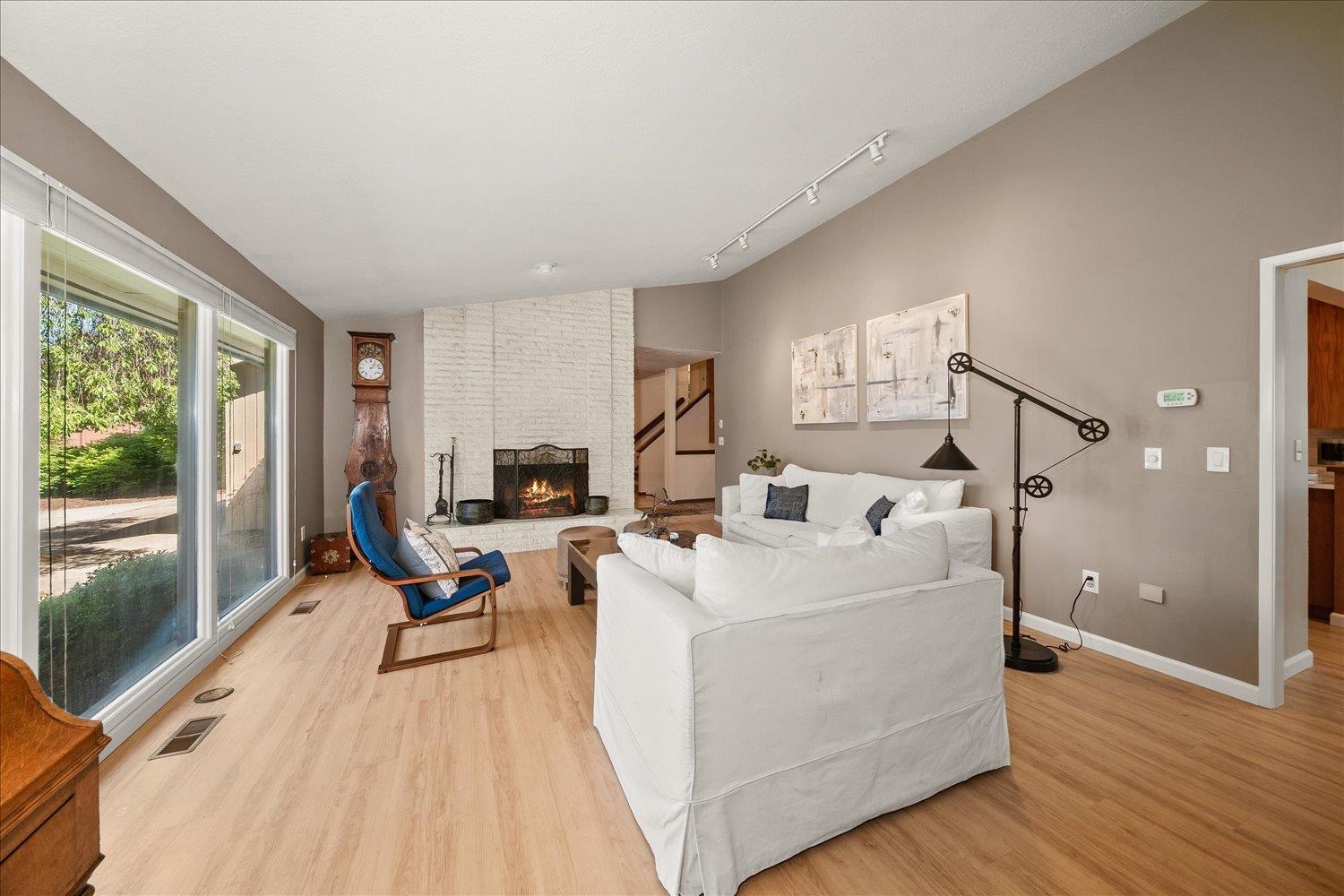 Spokane, Washington, 99203, United States, 5 Bedrooms Bedrooms, ,4 BathroomsBathrooms,Residential,For Sale,2048558