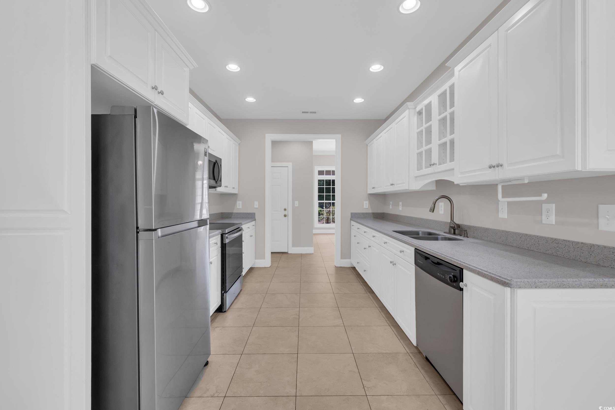 Conway, South Carolina, 29526, United States, 5 Bedrooms Bedrooms, ,4 BathroomsBathrooms,Residential,For Sale,1937116