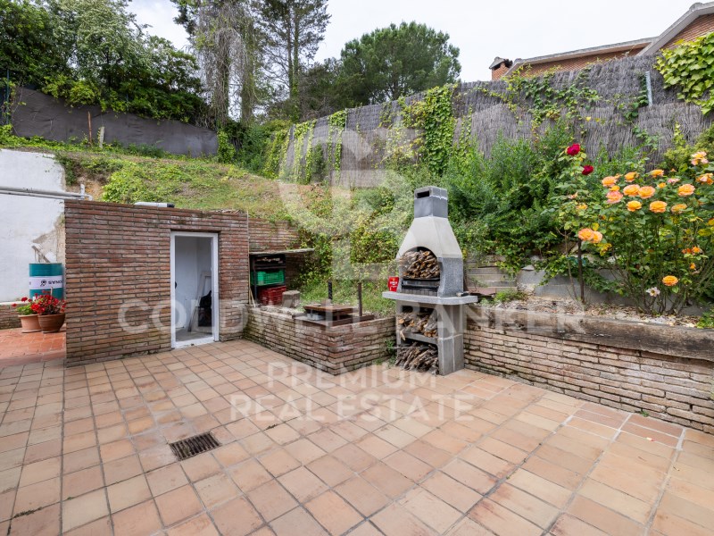 Cerdanyola del Vallès, Catalonia, ES, 4 Bedrooms Bedrooms, ,3 BathroomsBathrooms,Residential,For Sale,1856744