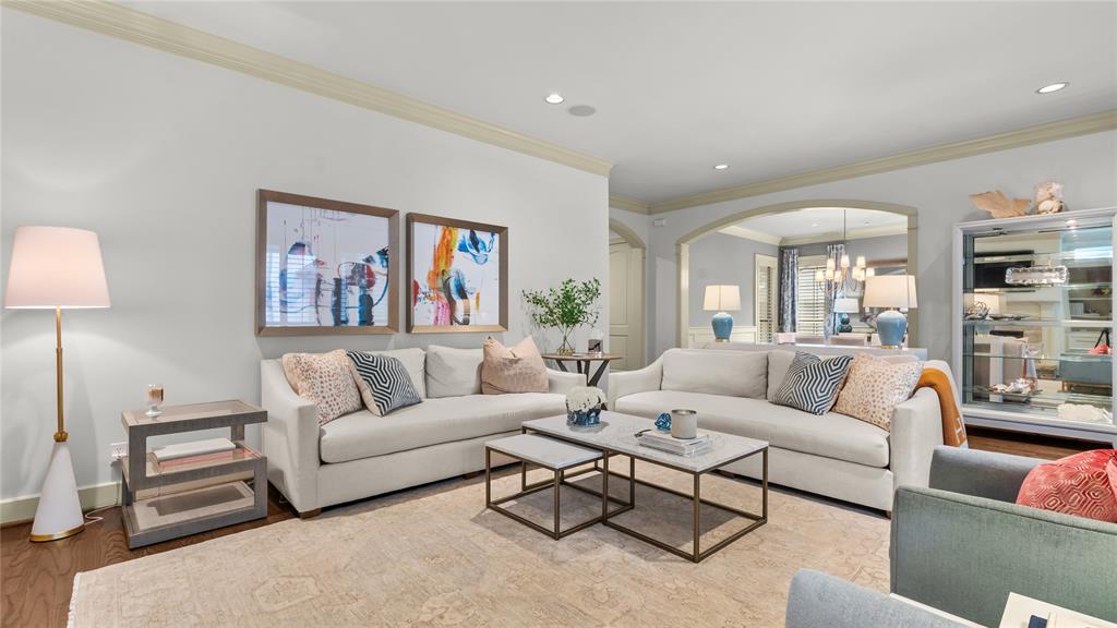 Bellaire, Texas, 77401, United States, 5 Bedrooms Bedrooms, ,7 BathroomsBathrooms,Residential,For Sale,1838801