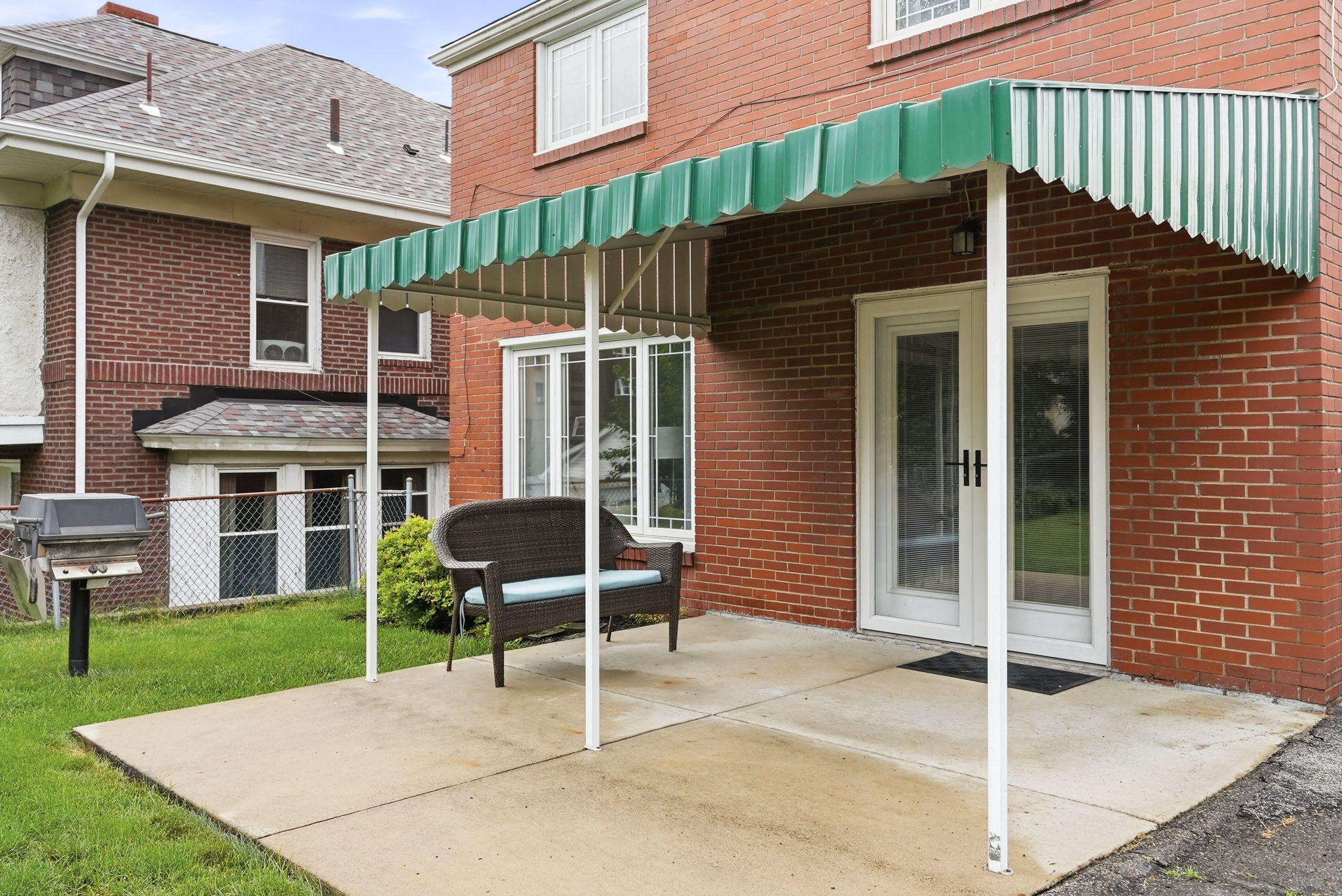  2722 Espy Avenue, Pittsburgh, PA 15216 - 物件實景