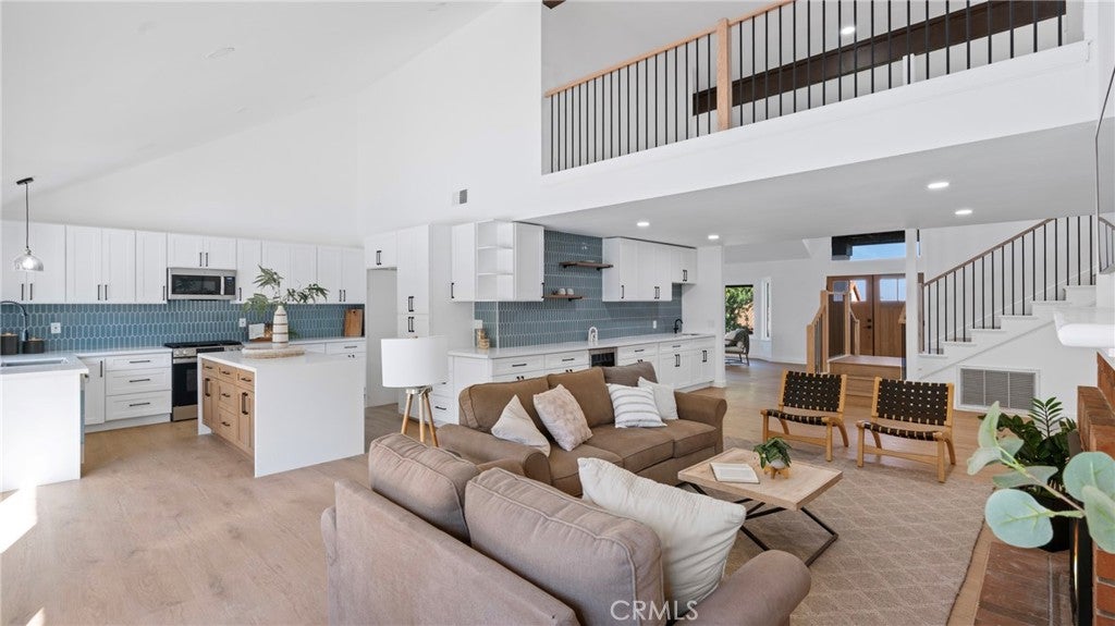 Rancho Cucamonga, California, 91737, United States, 4 Bedrooms Bedrooms, ,3 BathroomsBathrooms,Residential,For Sale,1900913