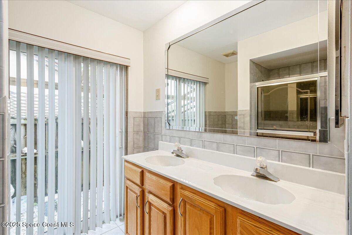 Merritt Island, Florida, 32952, United States, 4 Bedrooms Bedrooms, ,2 BathroomsBathrooms,Residential,For Sale,1989308