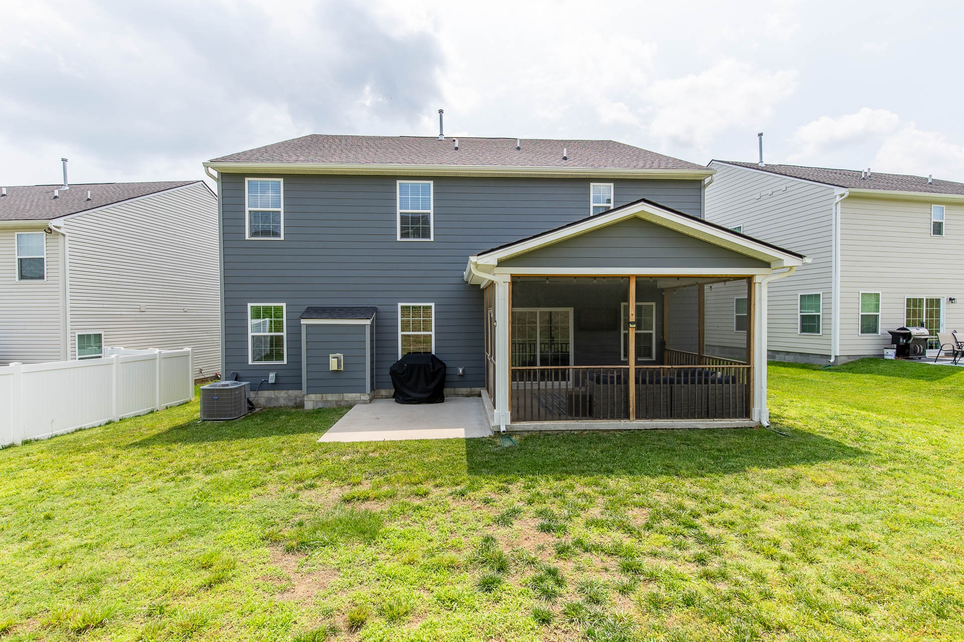 Smyrna, Tennessee, 37167, United States, 5 Bedrooms Bedrooms, ,4 BathroomsBathrooms,Residential,For Sale,1848670