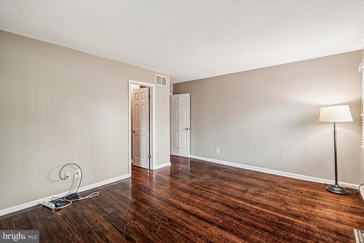 Davidsonville, Maryland, 21035, United States, 4 Bedrooms Bedrooms, ,3 BathroomsBathrooms,Residential,For Sale,1989011