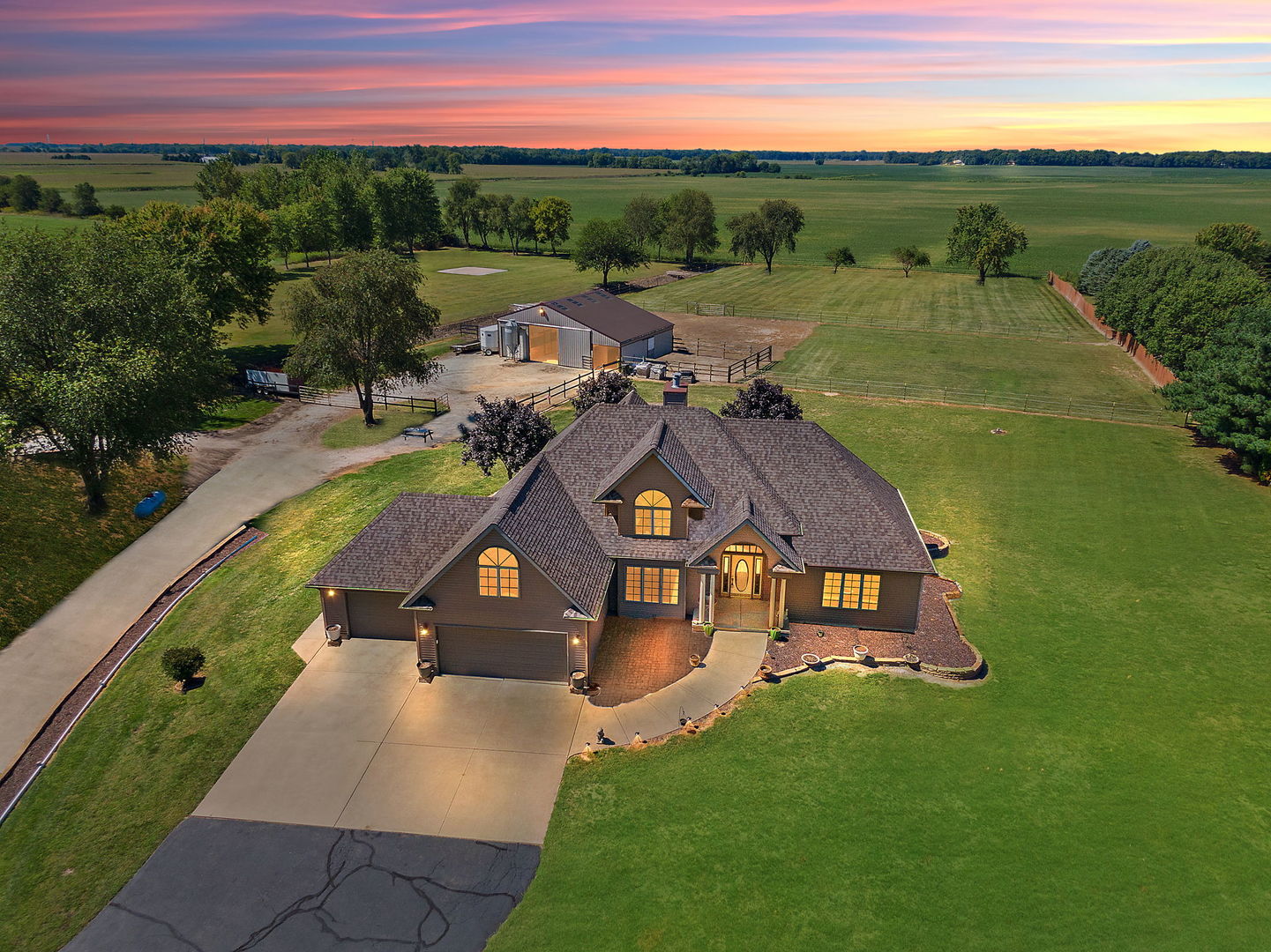 Custer Park, Illinois, 60481, United States, 4 Bedrooms Bedrooms, ,3 BathroomsBathrooms,Residential,For Sale,1977920