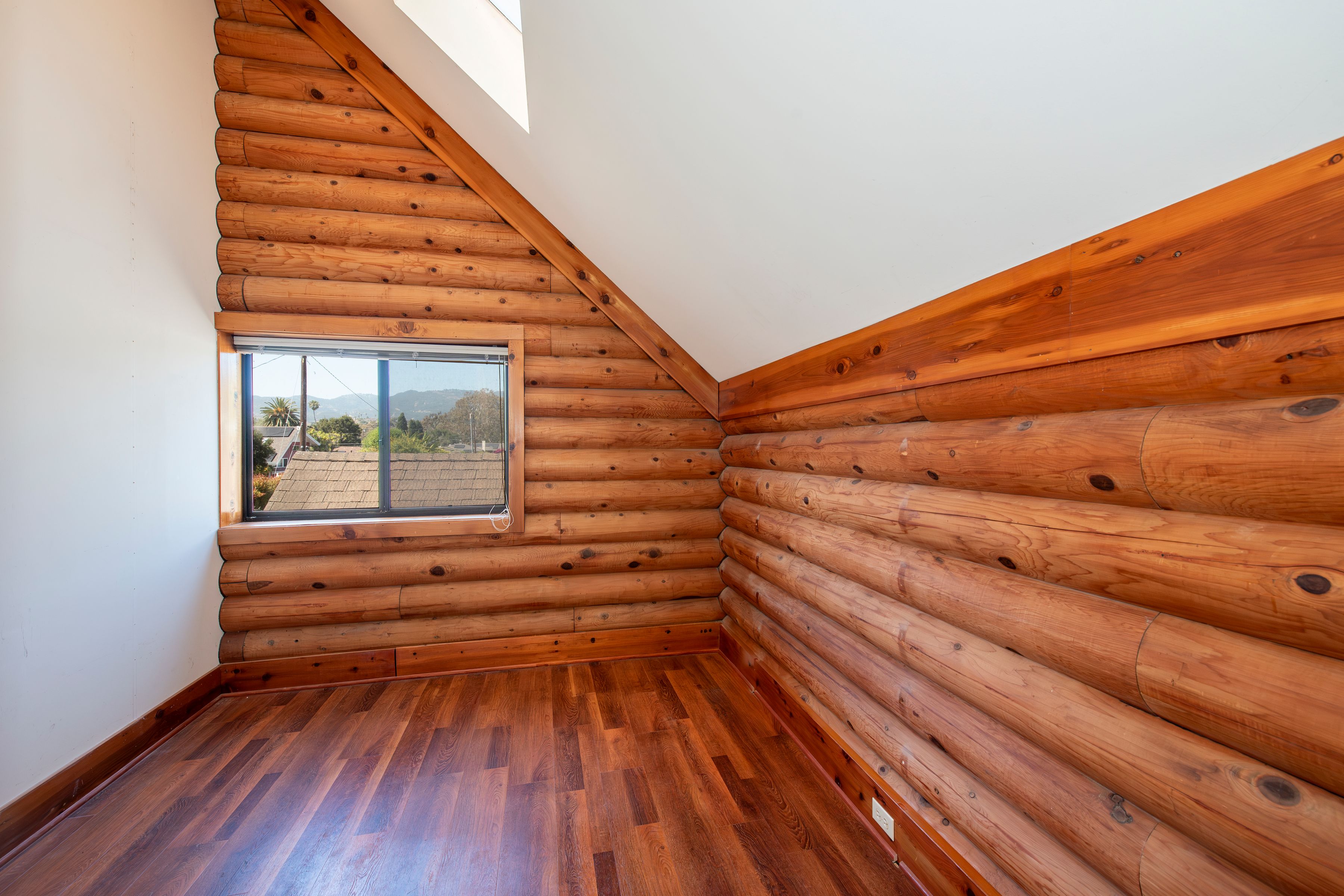  Timeless Rustic Retreat - 物件實景