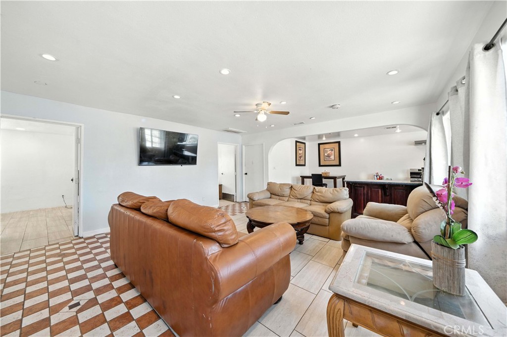 Perris, California, 92570, United States, 4 Bedrooms Bedrooms, ,2 BathroomsBathrooms,Residential,For Sale,1974911