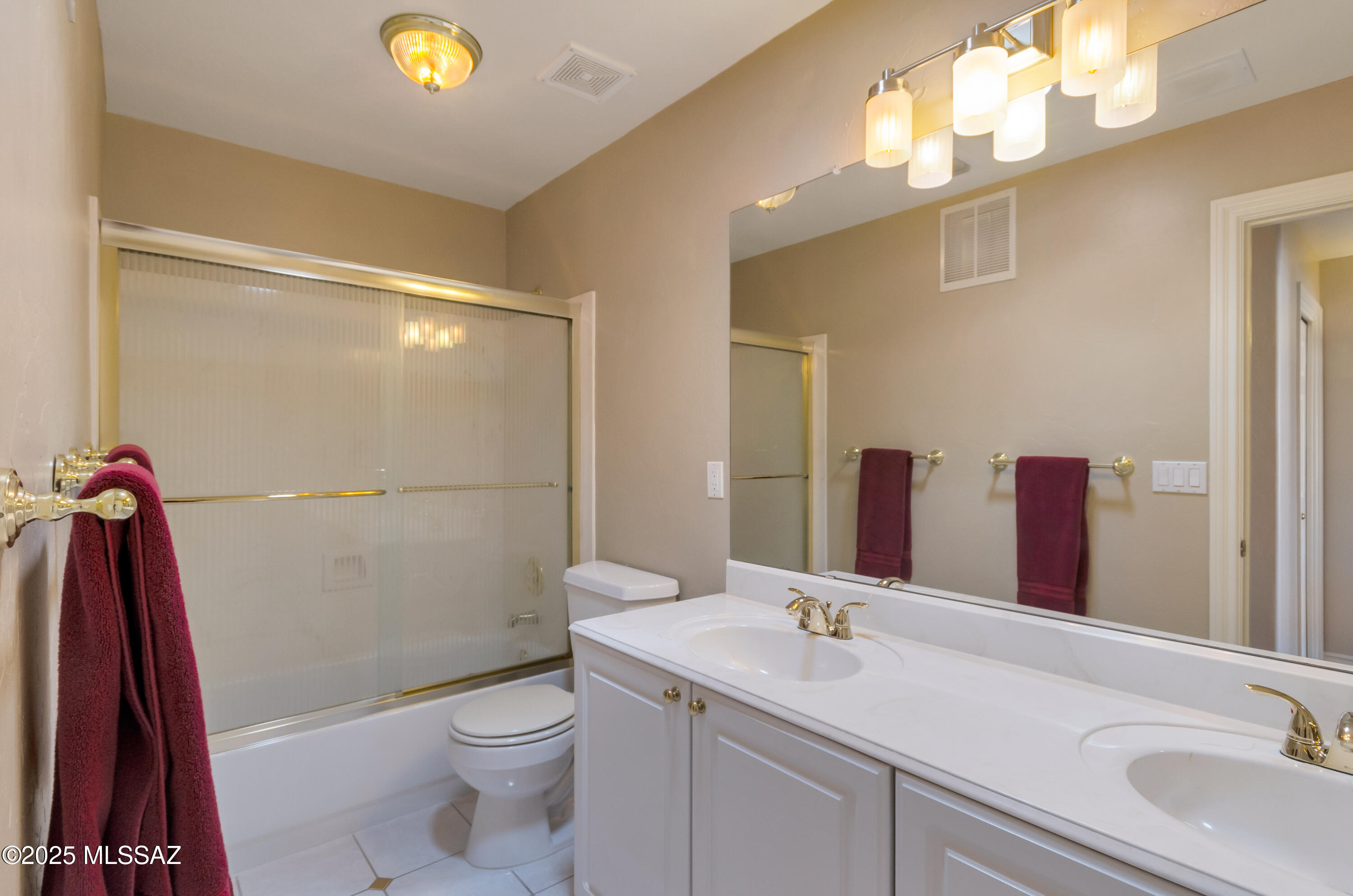 Oro Valley, Arizona, 85737, United States, 4 Bedrooms Bedrooms, ,3 BathroomsBathrooms,Residential,For Sale,1859925
