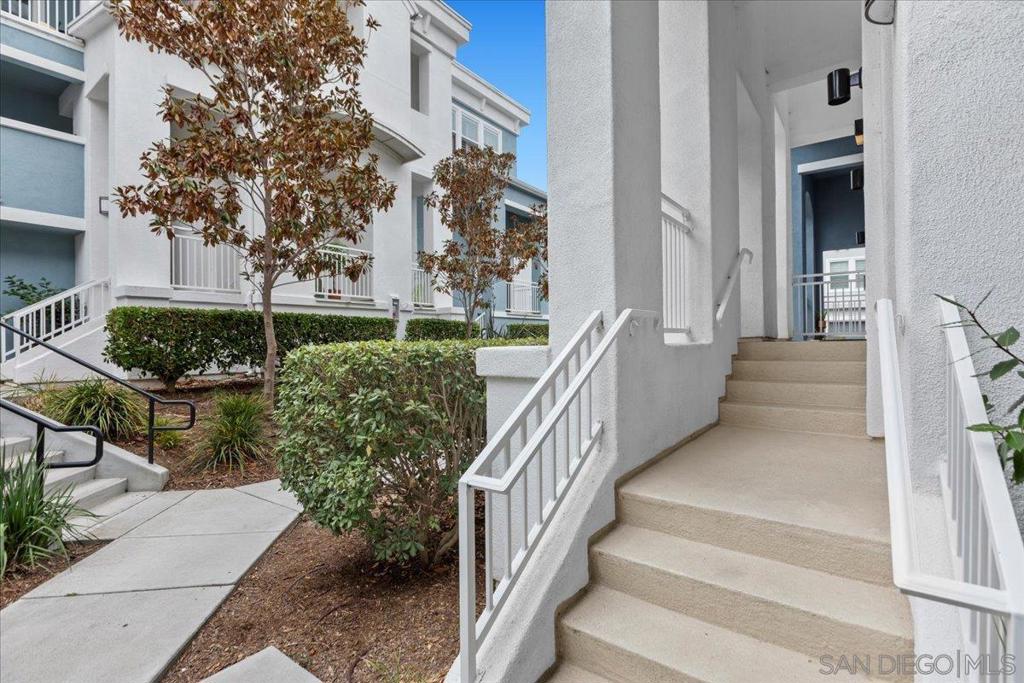 San Diego, California, 92110, United States, 3 Bedrooms Bedrooms, ,2 BathroomsBathrooms,Residential,For Sale,1914141