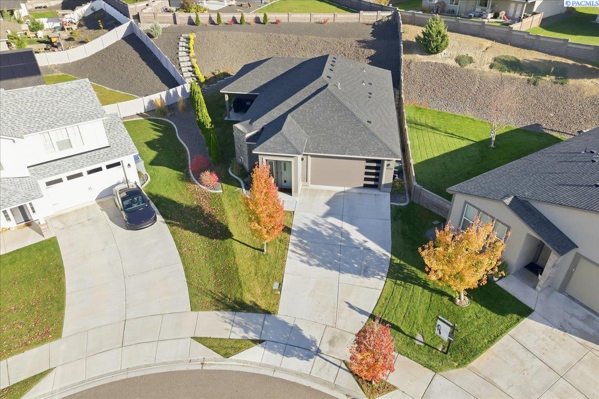 Richland, Washington, 99352, United States, 3 Bedrooms Bedrooms, ,2 BathroomsBathrooms,Residential,For Sale,1991630