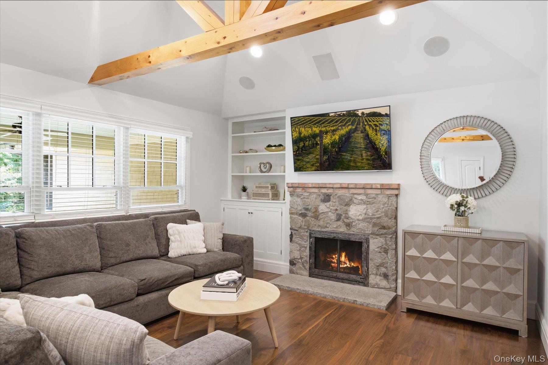  134 Sandy Hollow Road, Northport, NY, 11768 - 物件實景