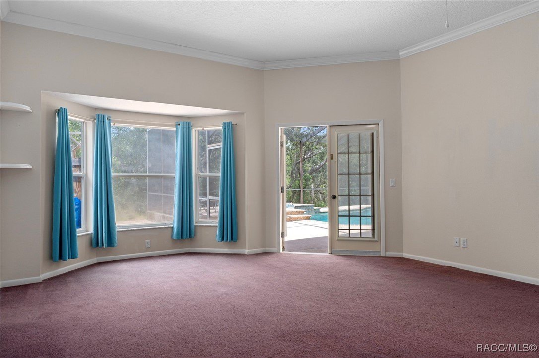 Homosassa, Florida, 34446, United States, 5 Bedrooms Bedrooms, ,4 BathroomsBathrooms,Residential,For Sale,1916240