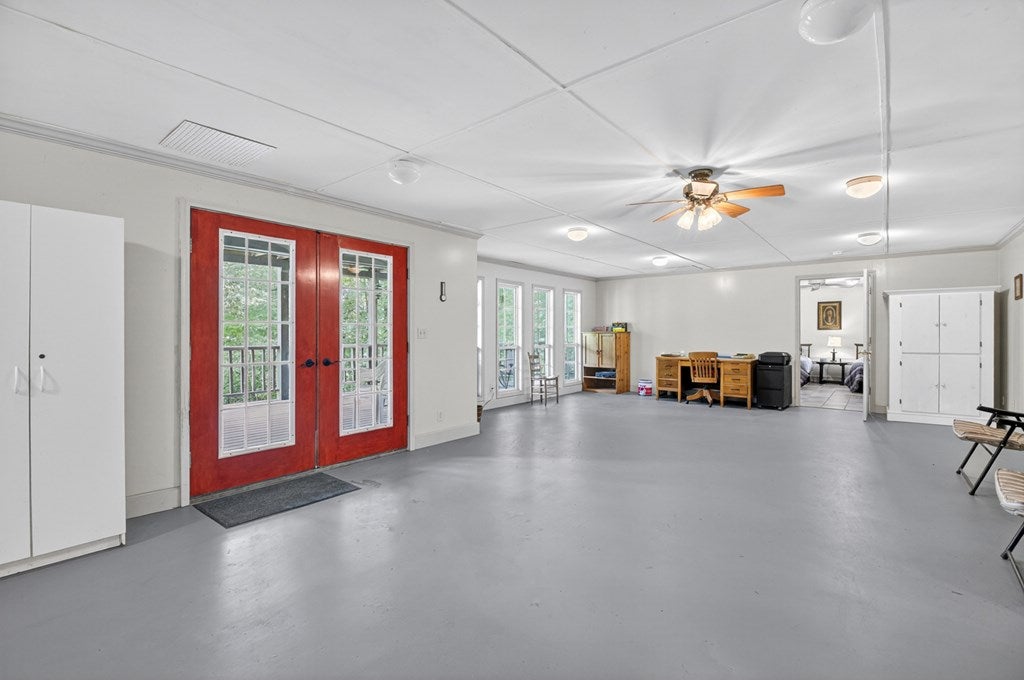 Talking Rock, Georgia, 30175, United States, 5 Bedrooms Bedrooms, ,4 BathroomsBathrooms,Residential,For Sale,1848832