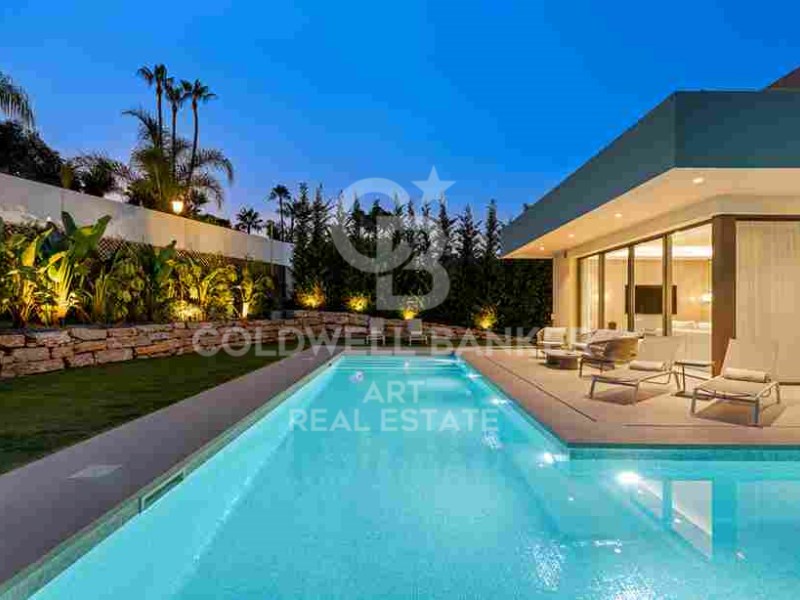 Marbella, Andalusia, ES, 4 Bedrooms Bedrooms, ,4 BathroomsBathrooms,Residential,For Sale,1793222