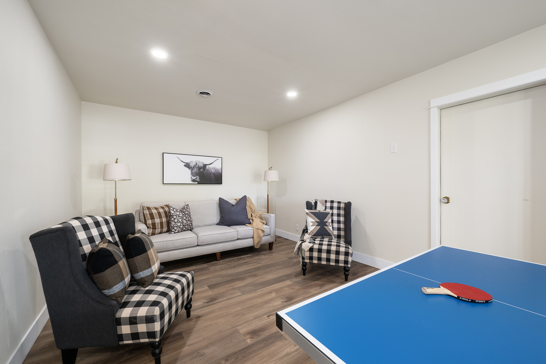  Beautifully Maintained 1960s Home - 物件實景