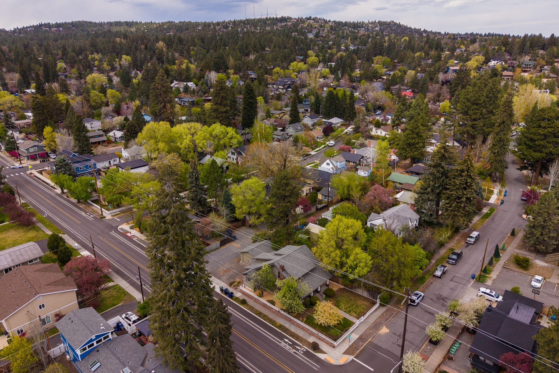  1605 NW 1st Street Bend, OR 97703 - 物件實景