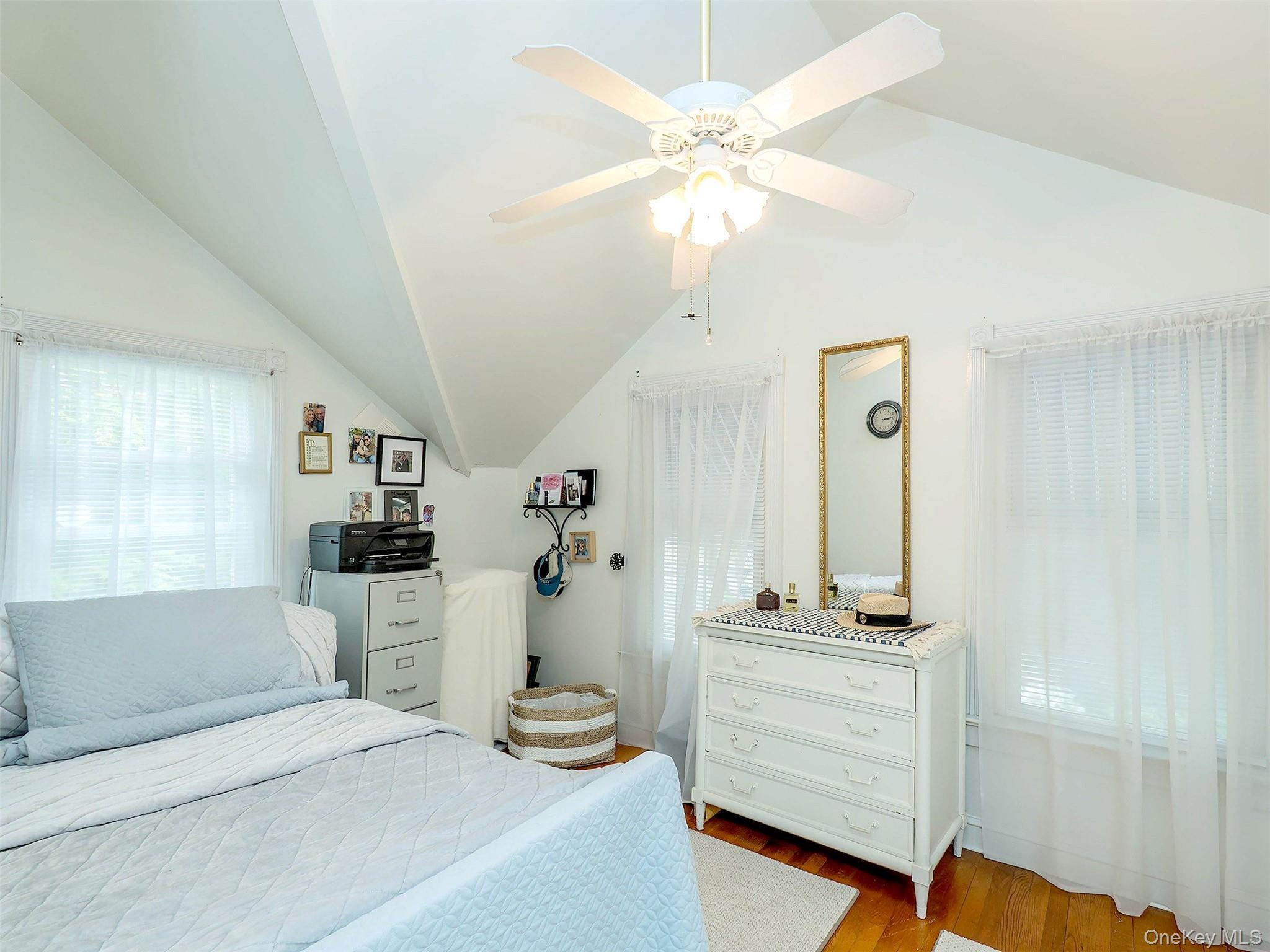  24 Maple Avenue, Sea Cliff, NY, 11579 - 物件實景