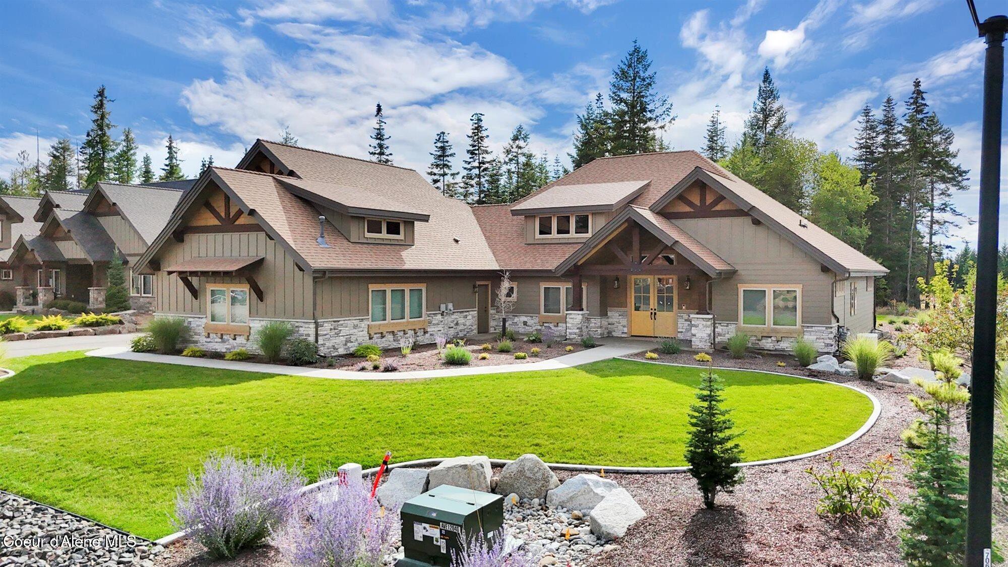 Hayden, Idaho, 83835, United States, 3 Bedrooms Bedrooms, ,3 BathroomsBathrooms,Residential,For Sale,1914272