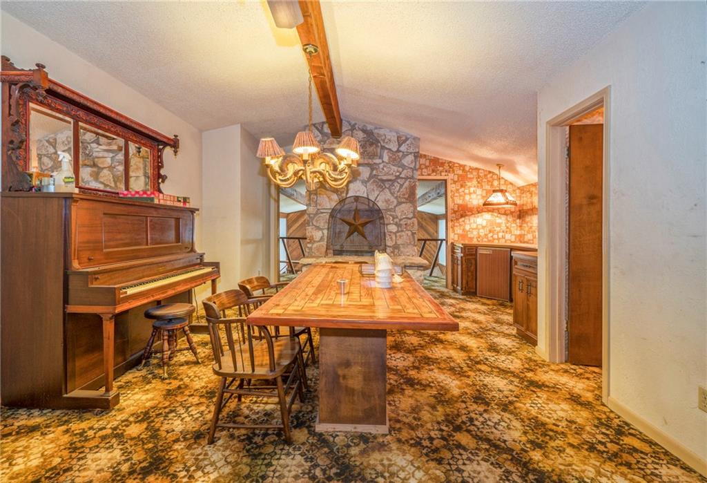 Robstown, Texas, 78380, United States, 5 Bedrooms Bedrooms, ,4 BathroomsBathrooms,Residential,For Sale,1856855
