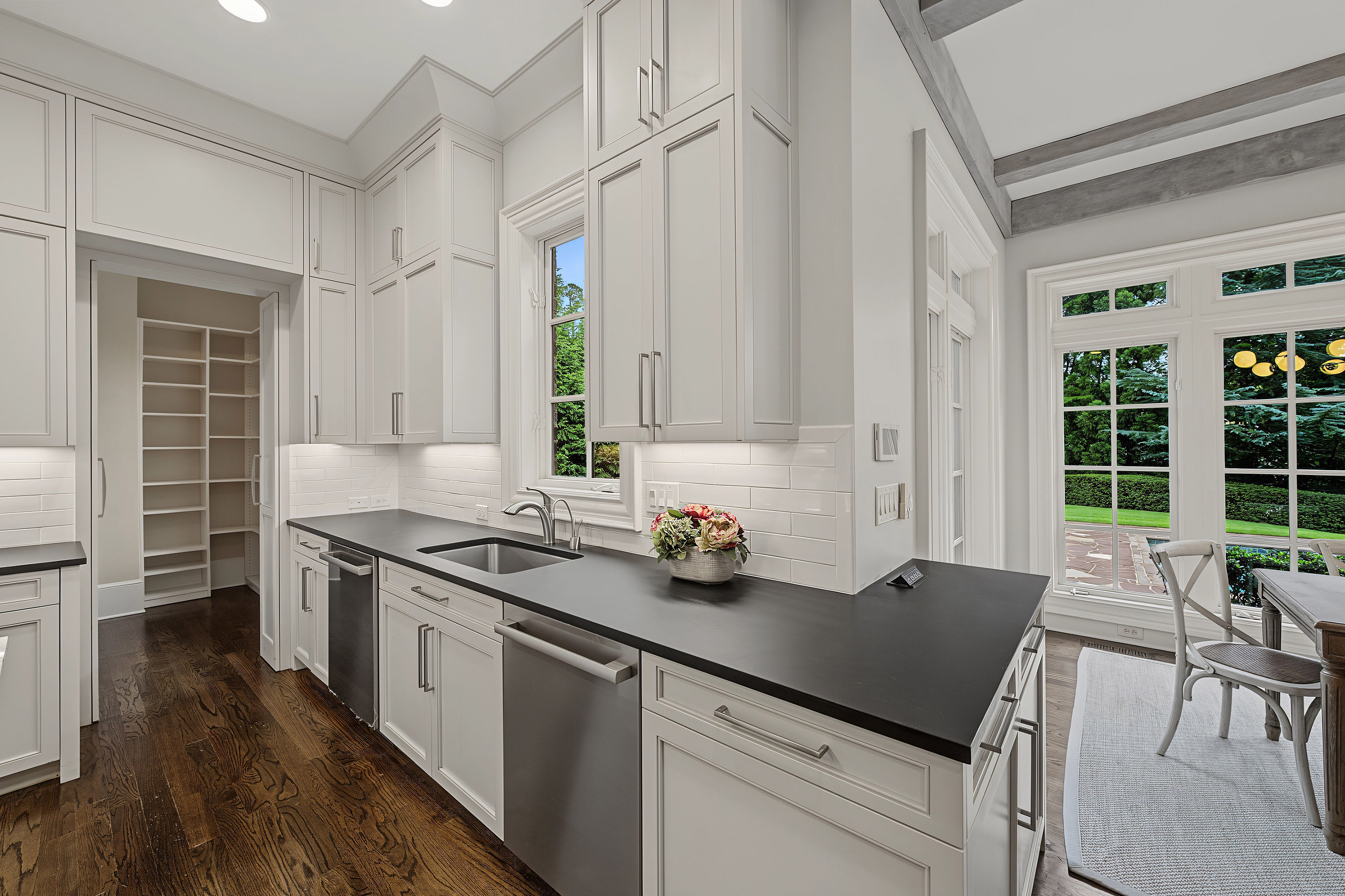  Exceptional Fully Gated Estate Near Chastain Park - 物件實景