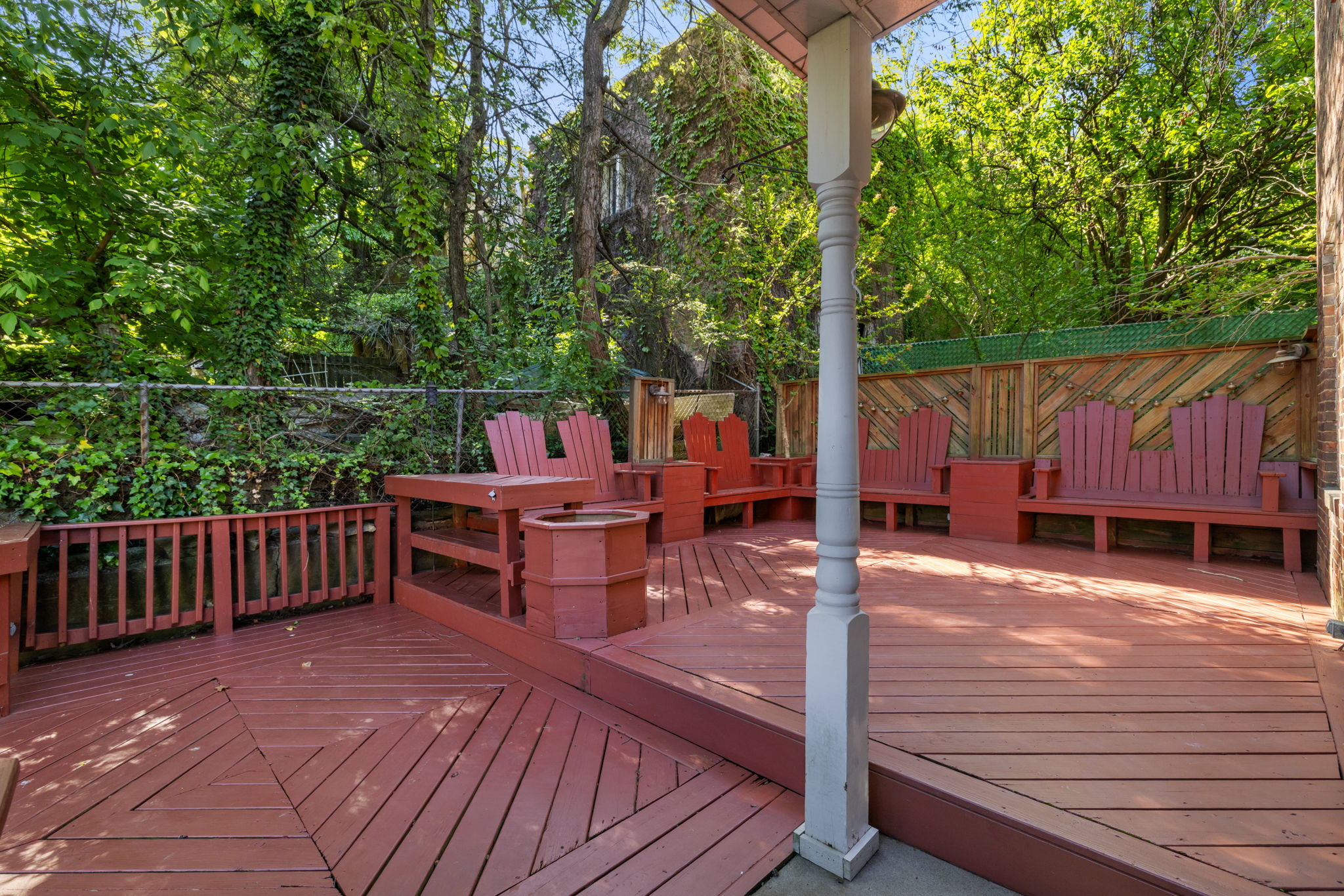  47 Estella Avenue, Pittsburgh, PA 15211 - 物件實景