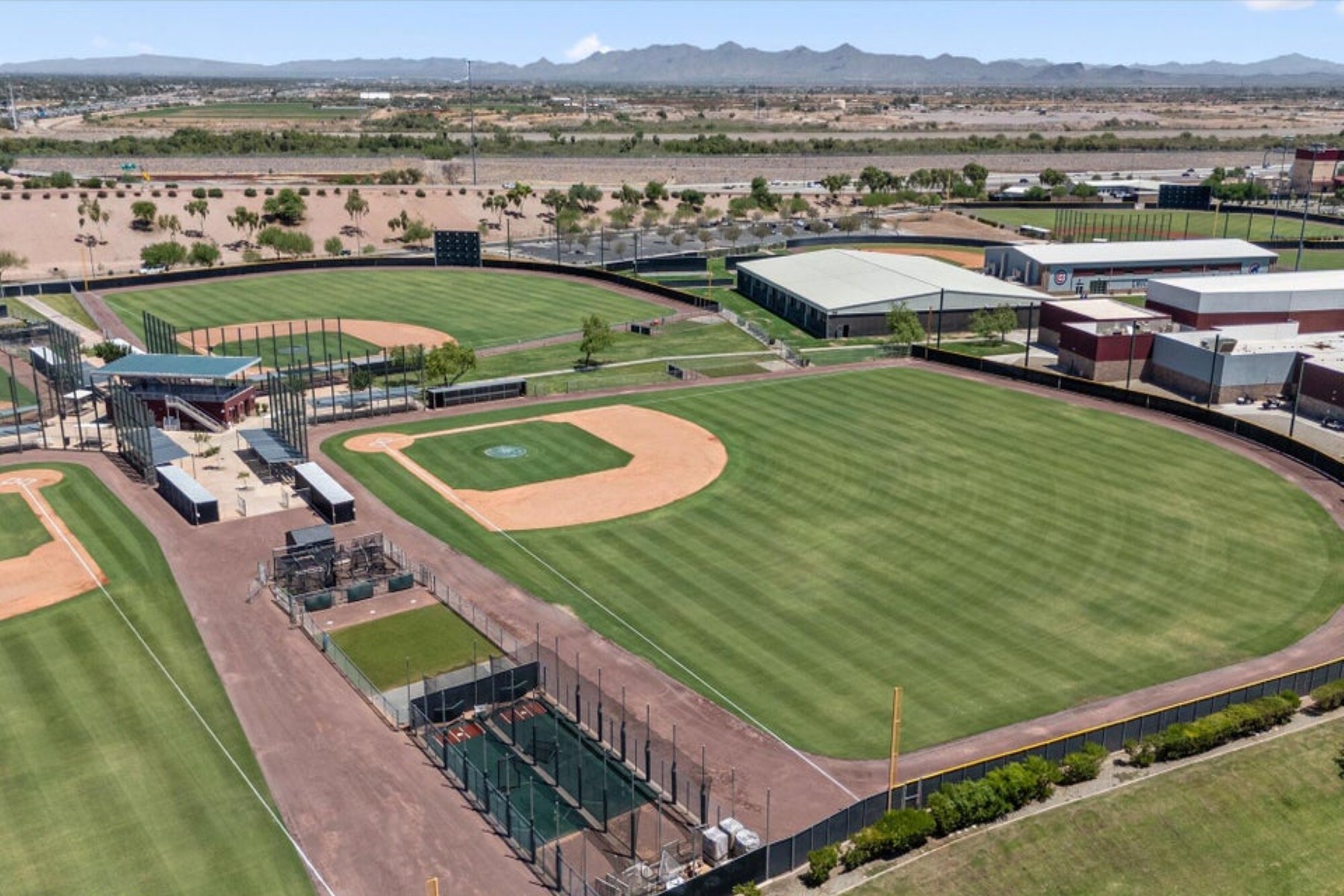  2401 E Rio Salado Parkway ¦ Tempe, AZ - 物件實景