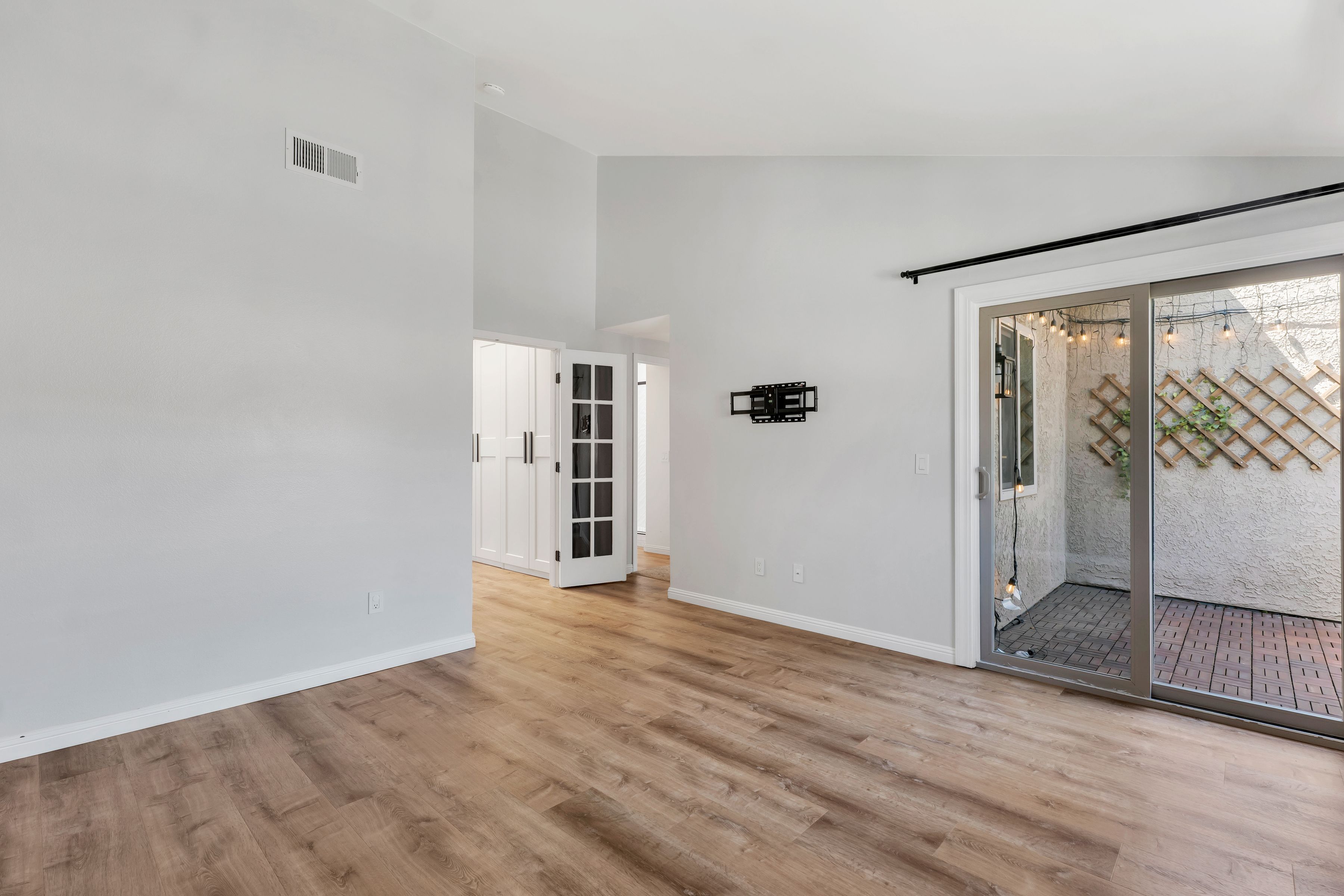  2445 Chandler Avenue, #3, Simi Valley - 物件實景