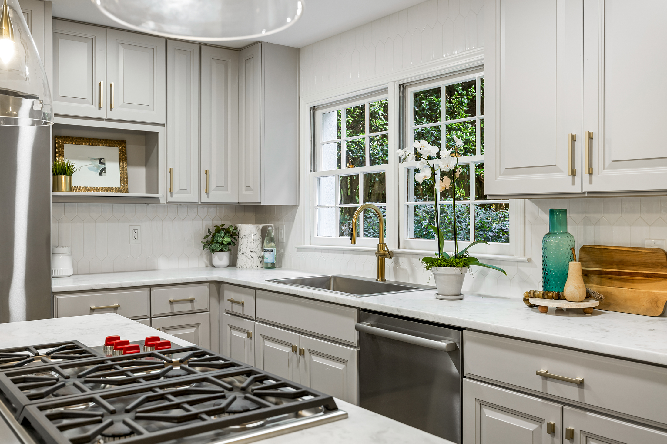  Timeless Architecture, Refined Interiors, and Modern Comfort in Sandy Springs - 物件實景