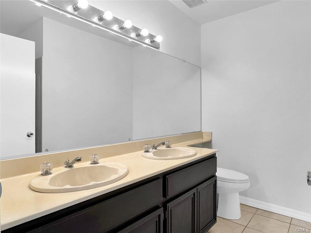 Santa Fe Springs, California, 90670, United States, 3 Bedrooms Bedrooms, ,2 BathroomsBathrooms,Residential,For Sale,1987363