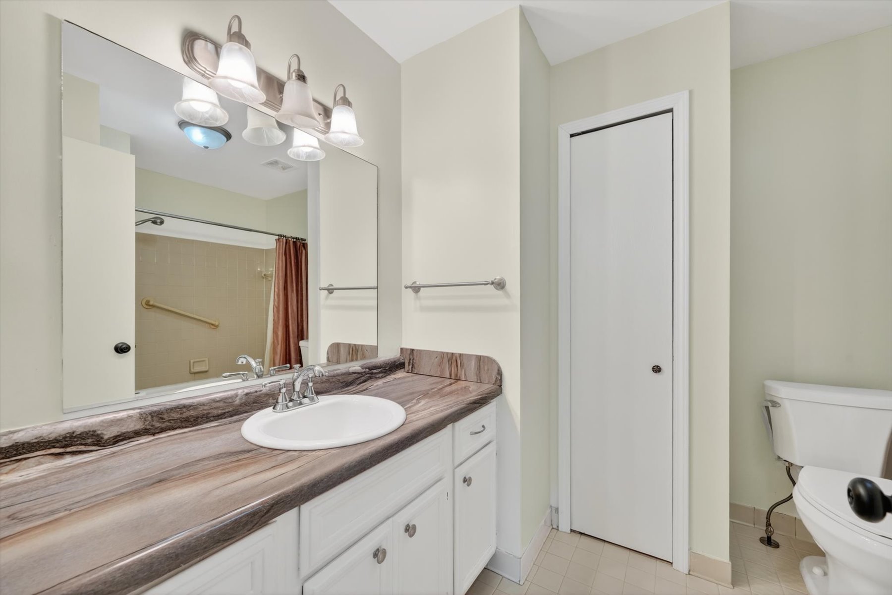  Walled Lake - 物件實景