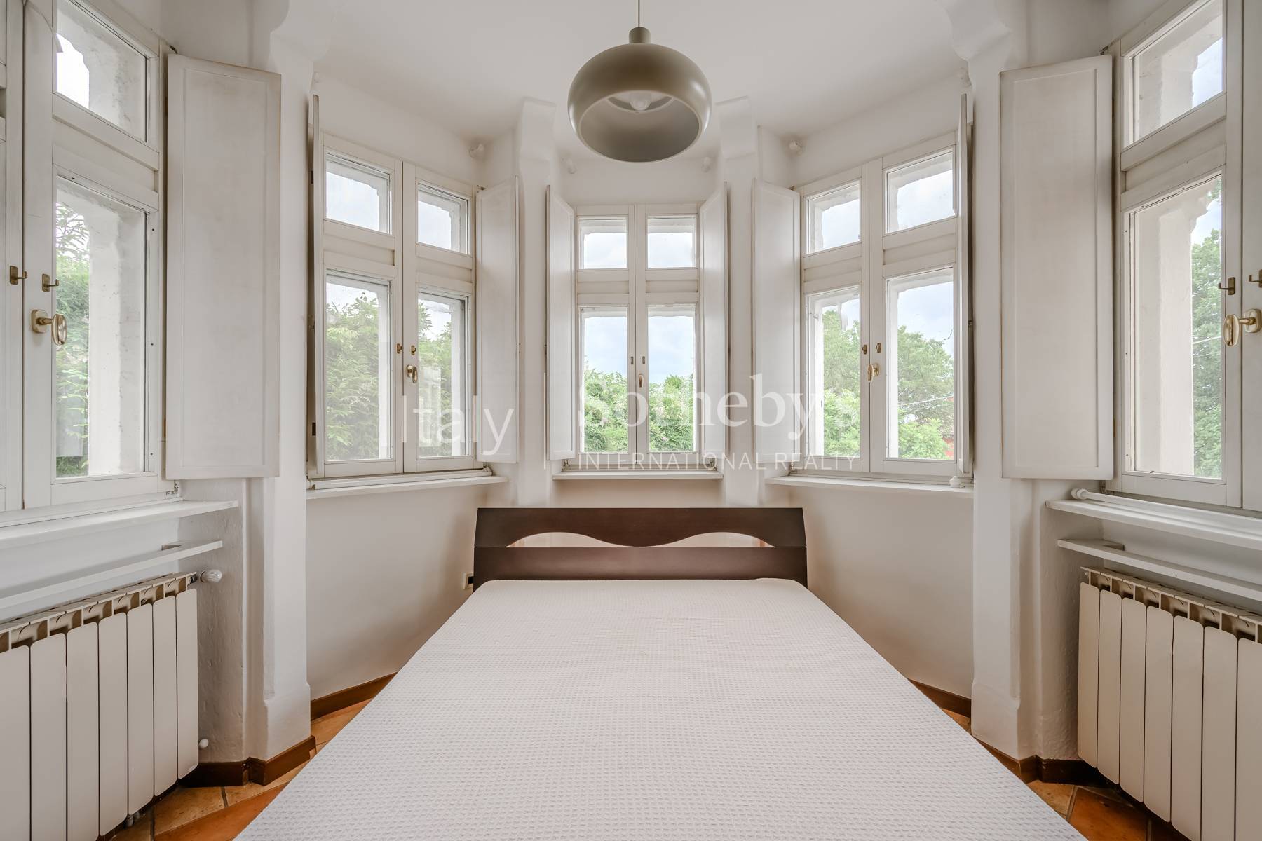  Historic villa with garden and views over Lake Viverone - 物件實景