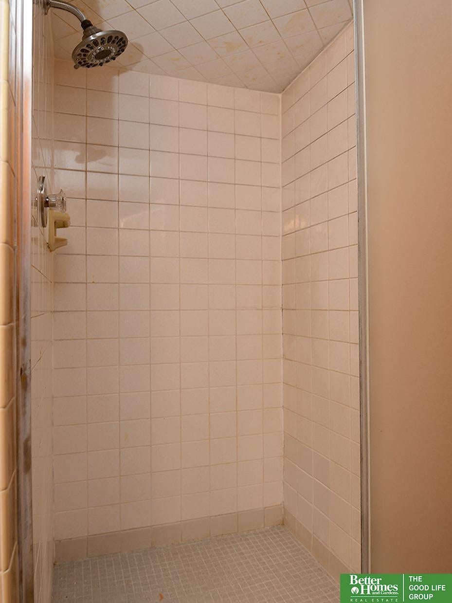 S St, Omaha, NE 68117 #1