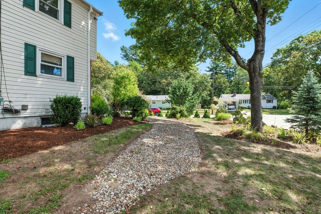 Tewksbury, Massachusetts, 01876, United States, 3 Bedrooms Bedrooms, ,2 BathroomsBathrooms,Residential,For Sale,1938994