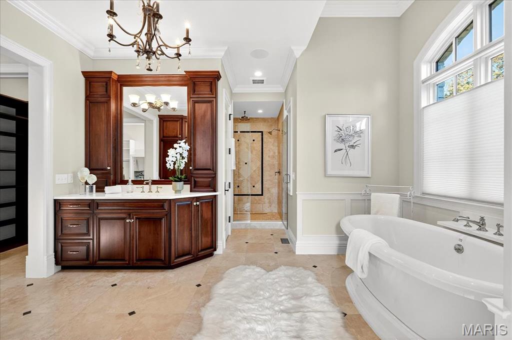 Town and Country, Missouri, 63141, United States, 6 Bedrooms Bedrooms, ,7 BathroomsBathrooms,Residential,For Sale,1992956