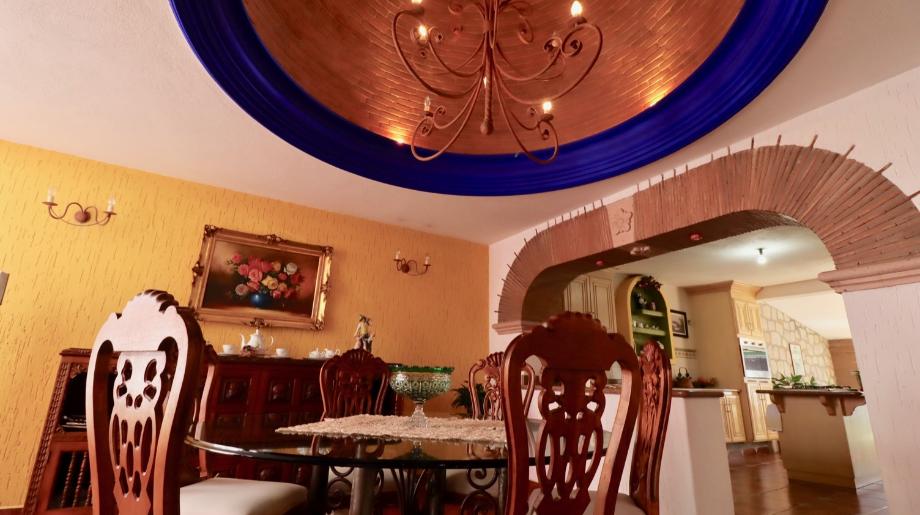 Manuel Gutierrez Najera, Morelia, Michoacán de Ocampo, 58090, Mexico, 4 Bedrooms Bedrooms, ,3 BathroomsBathrooms,Residential,For Sale,Manuel Gutierrez Najera,1612996