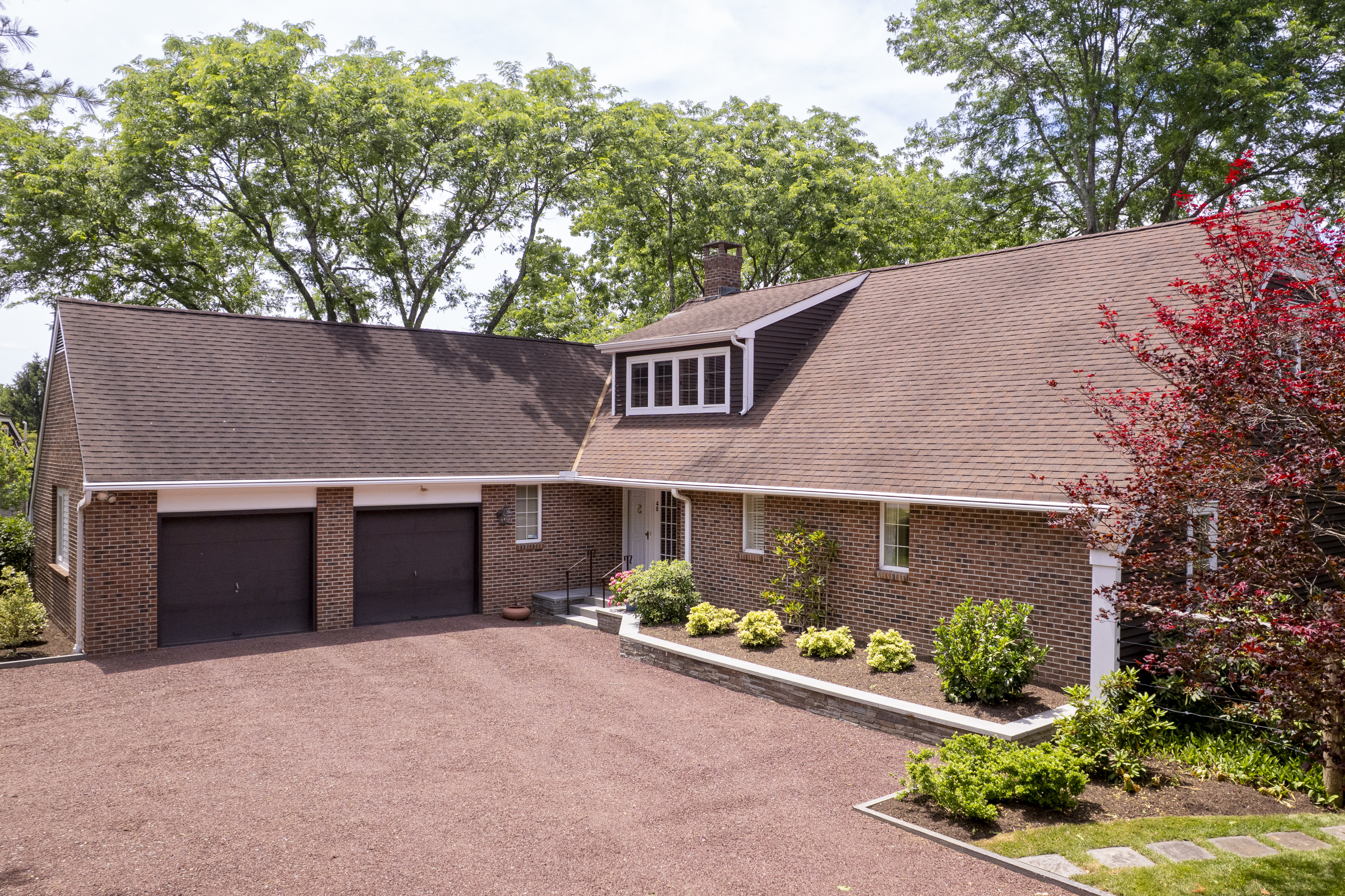  Stand-Out Home in The Glen Features Pastoral Views and Soaring Ceilings - 物件實景