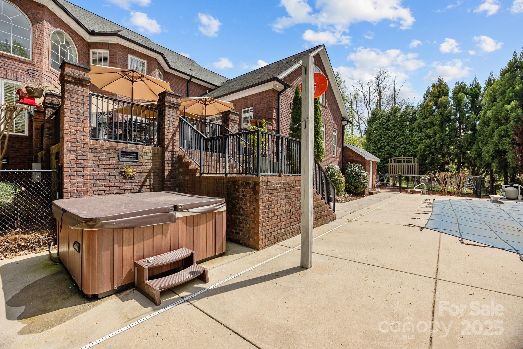 Salisbury, North Carolina, 28146, United States, 4 Bedrooms Bedrooms, ,4 BathroomsBathrooms,Residential,For Sale,1888803