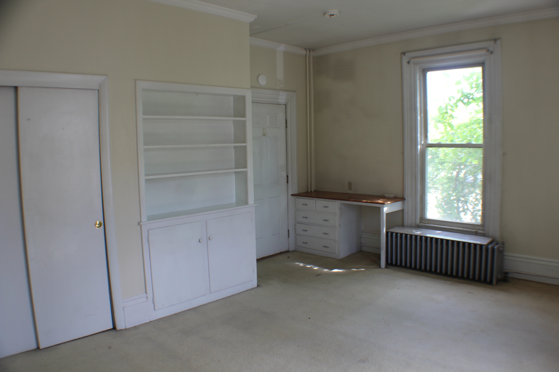 Concord, New Hampshire, 03301, United States, 7 Bedrooms Bedrooms, ,3 BathroomsBathrooms,Residential,For Sale,2048587