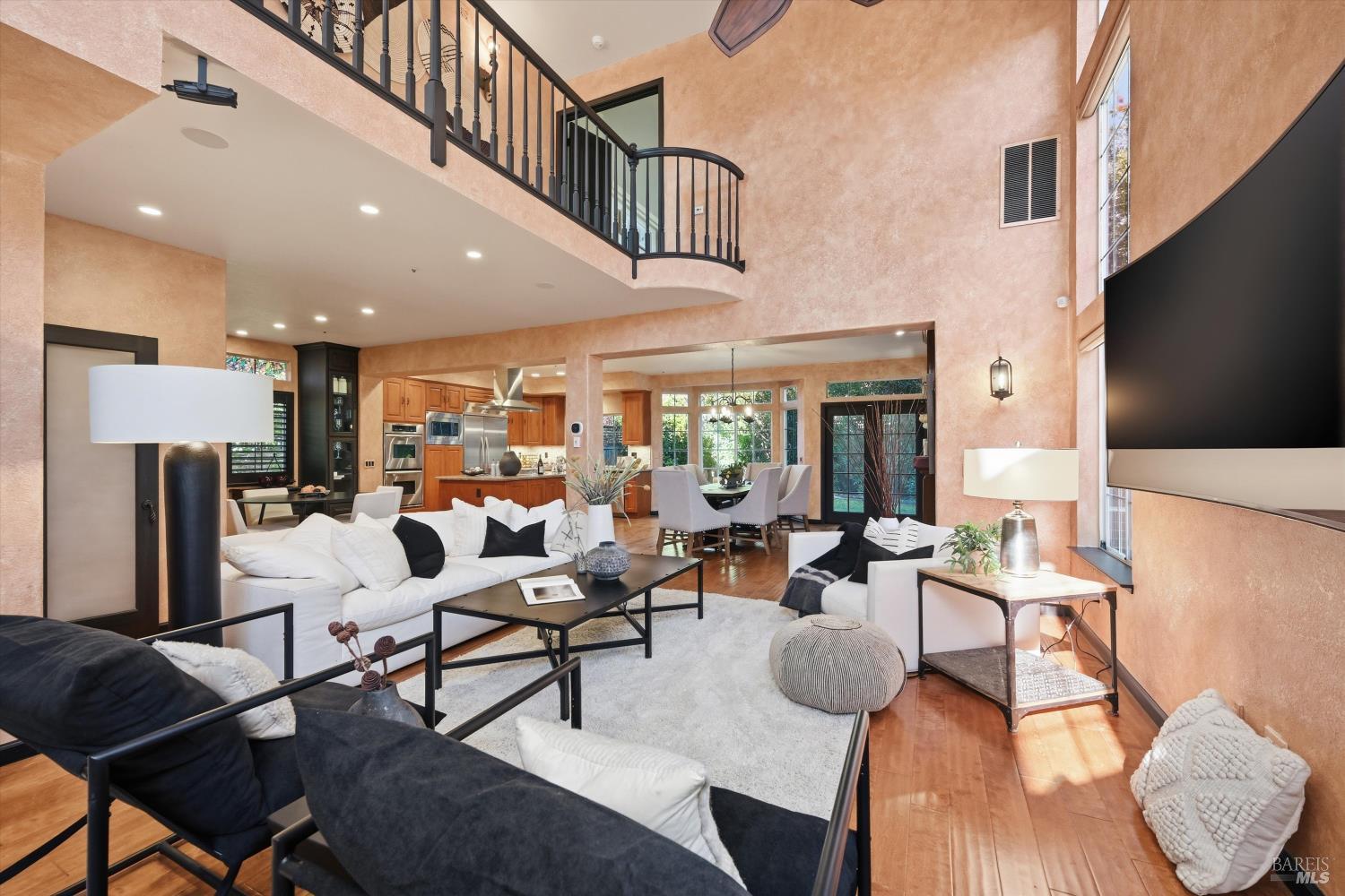 Napa, California, 94559, United States, 5 Bedrooms Bedrooms, ,3 BathroomsBathrooms,Residential,For Sale,2000395