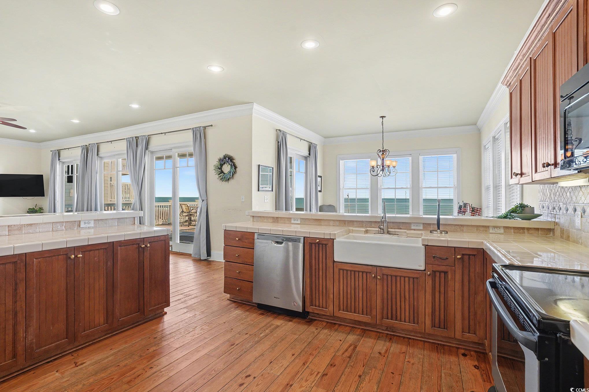 Murrells Inlet, South Carolina, 29576, United States, 8 Bedrooms Bedrooms, ,9 BathroomsBathrooms,Residential,For Sale,2008143