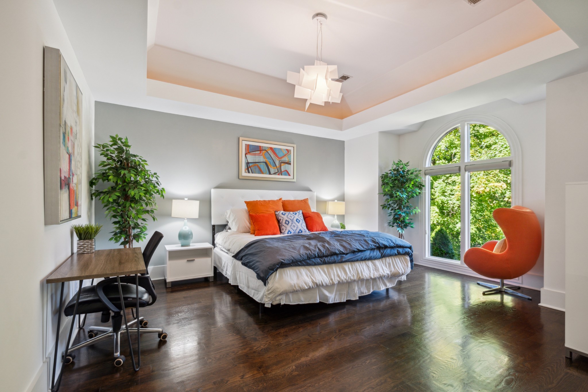 Nashville, Tennessee, 37215, United States, 5 Bedrooms Bedrooms, ,11 BathroomsBathrooms,Residential,For Sale,1885456