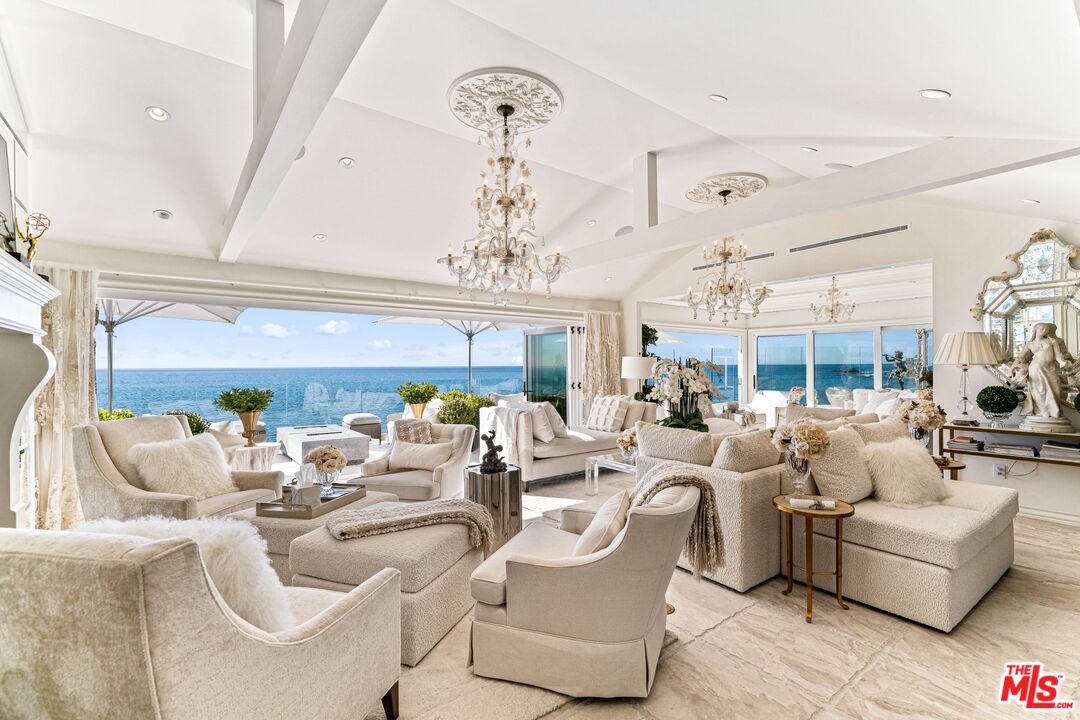 Malibu, California, 90265, United States, 3 Bedrooms Bedrooms, ,3 BathroomsBathrooms,Residential,For Sale,1989426