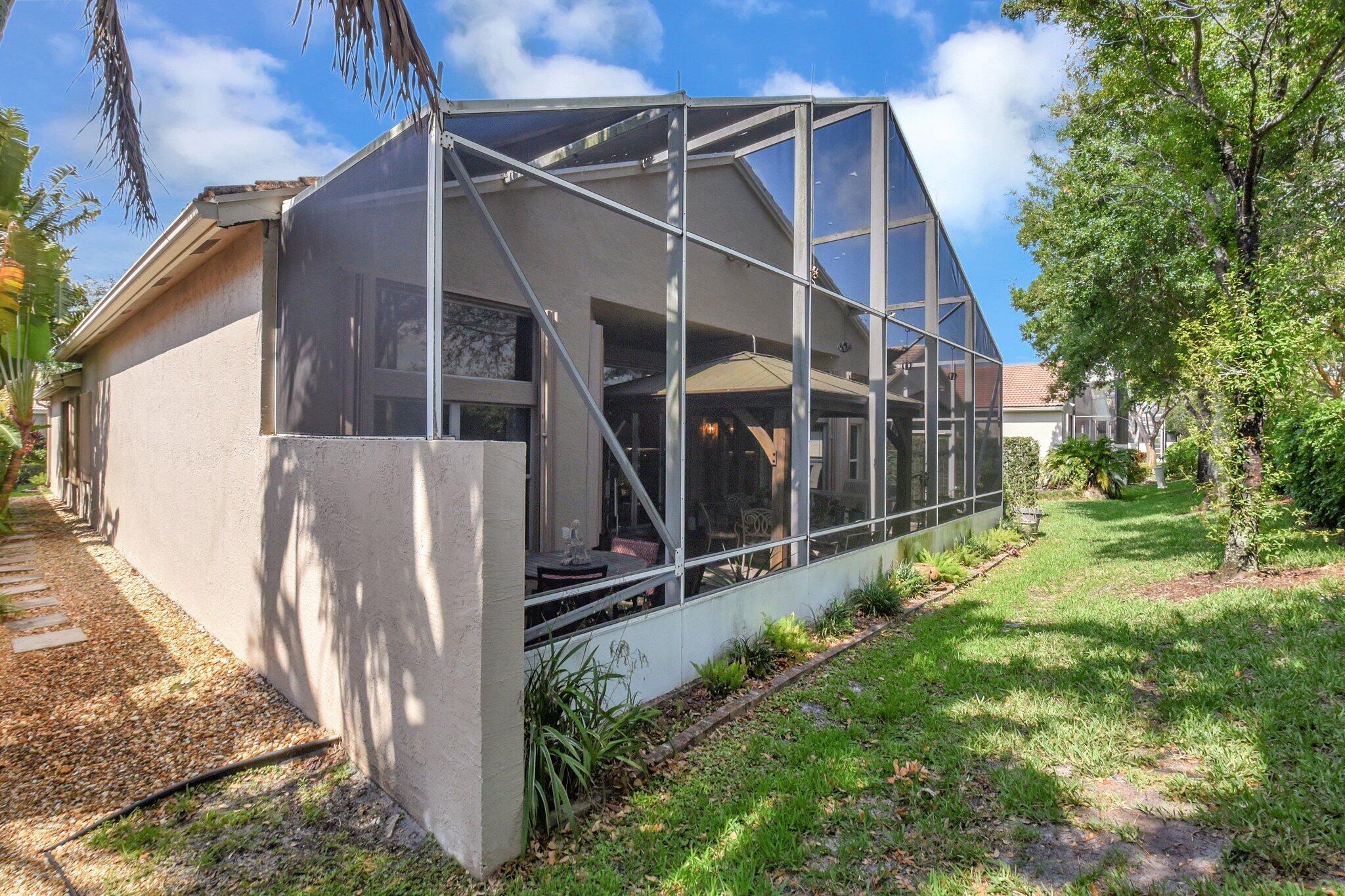 Lake Worth, Florida, 33467, United States, 4 Bedrooms Bedrooms, ,3 BathroomsBathrooms,Residential,For Sale,1829165