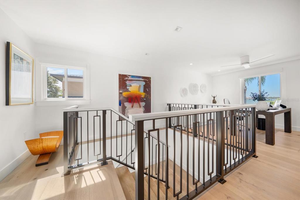 Largo, Florida, 33770, United States, 3 Bedrooms Bedrooms, ,4 BathroomsBathrooms,Residential,For Sale,1989168