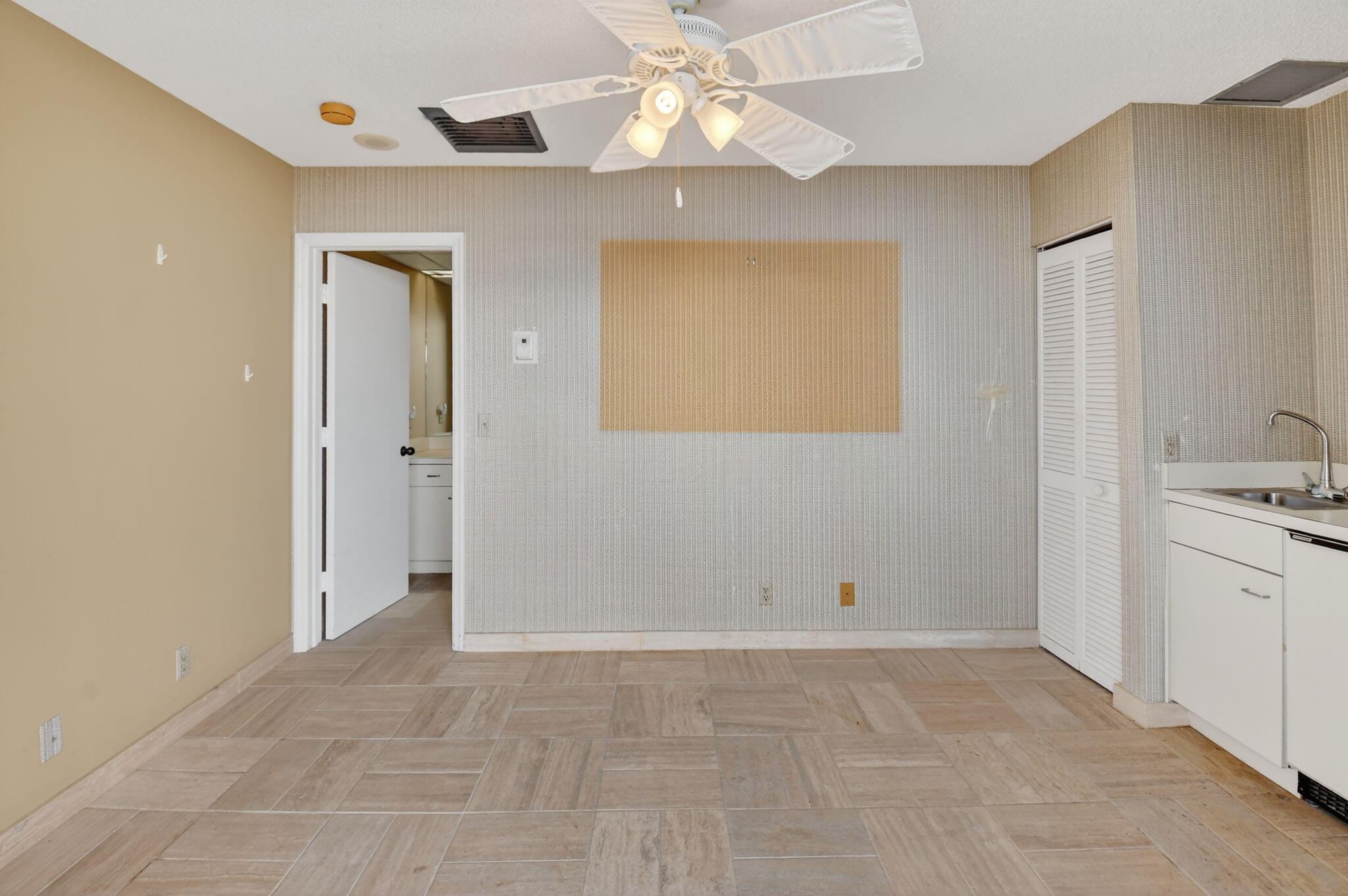 Boca Raton, Florida, 33432, United States, 4 Bedrooms Bedrooms, ,5 BathroomsBathrooms,Residential,For Sale,1941054