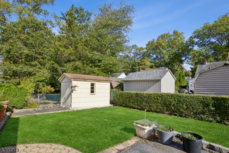 West Orange Twp., New Jersey, 07052, United States, 2 Bedrooms Bedrooms, ,2 BathroomsBathrooms,Residential,For Sale,1969241