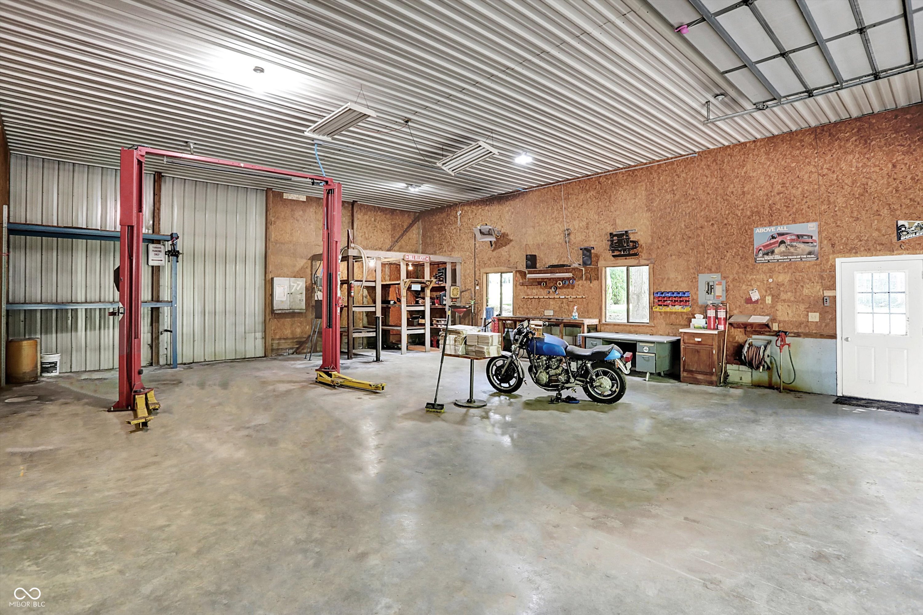 Lafayette, Indiana, 47905, United States, 3 Bedrooms Bedrooms, ,4 BathroomsBathrooms,Residential,For Sale,1979408