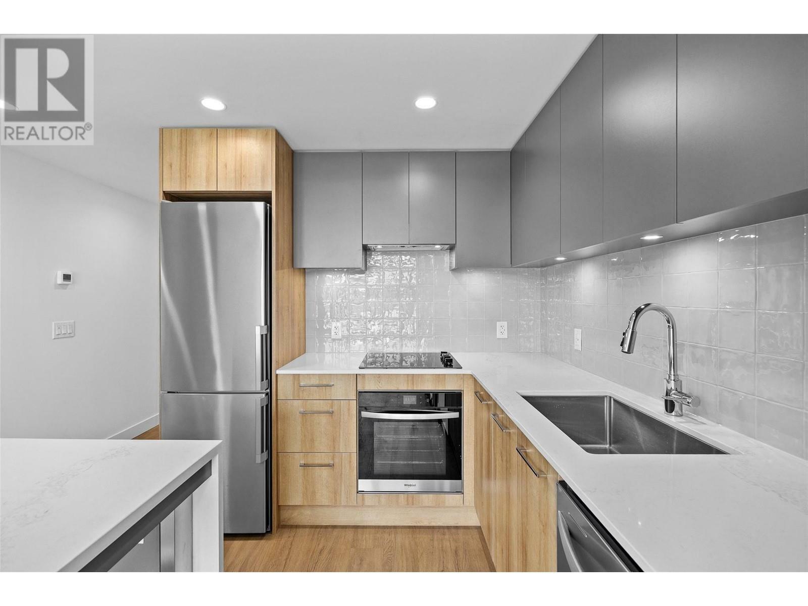 KELOWNA, British Columbia, V1W 3L2, CA, 1 Bedroom Bedrooms, ,1 BathroomBathrooms,Residential,For Sale,1839166