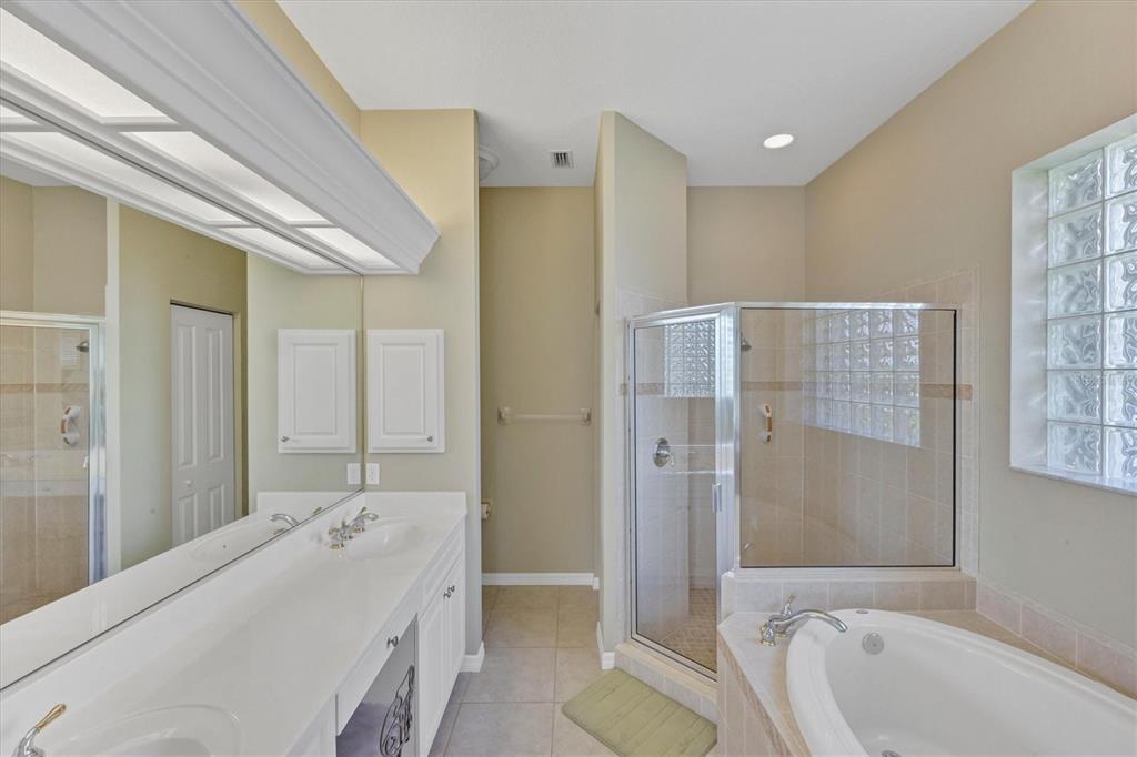 Venice, Florida, 34292, United States, 3 Bedrooms Bedrooms, ,2 BathroomsBathrooms,Residential,For Sale,1954691